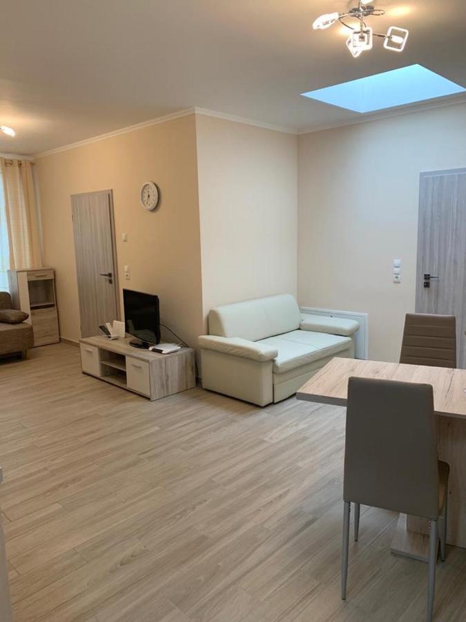 2Raum-Apartment Leznew Λειψία Εξωτερικό φωτογραφία
